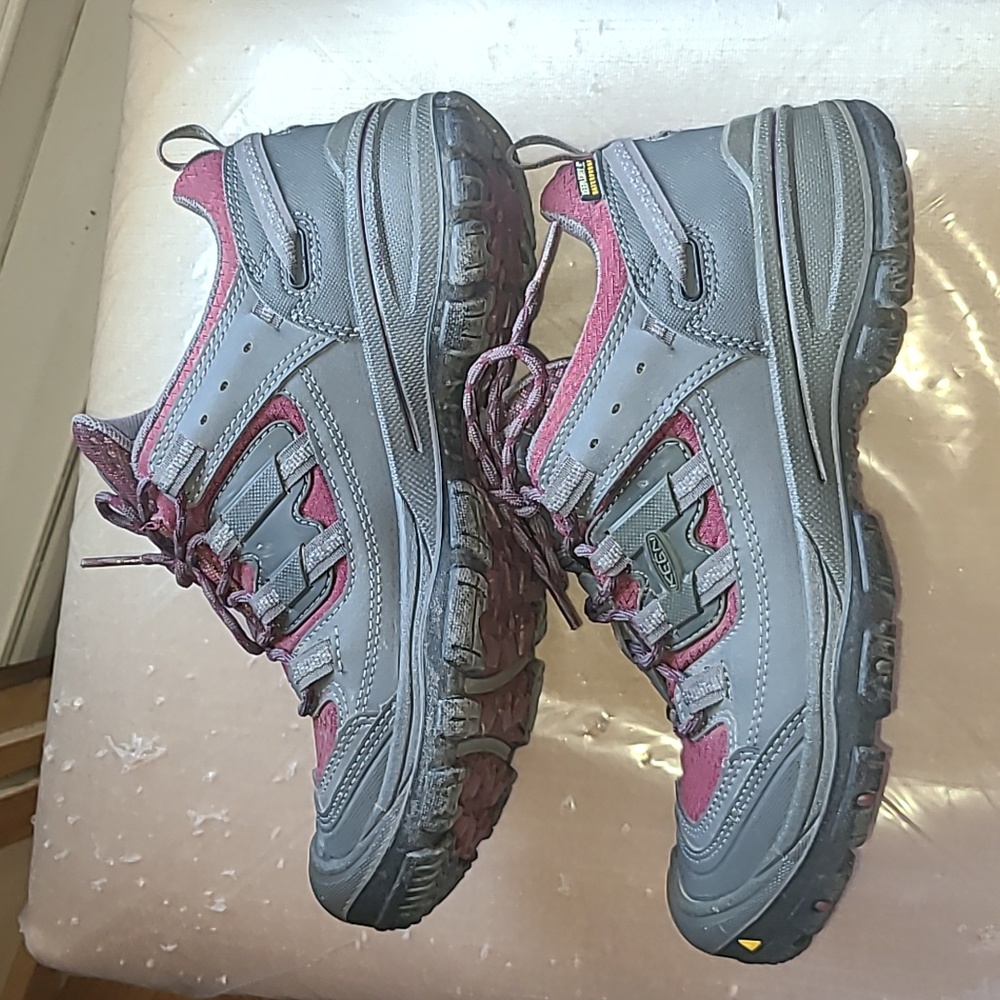 Women's Keen Hiking Shoes